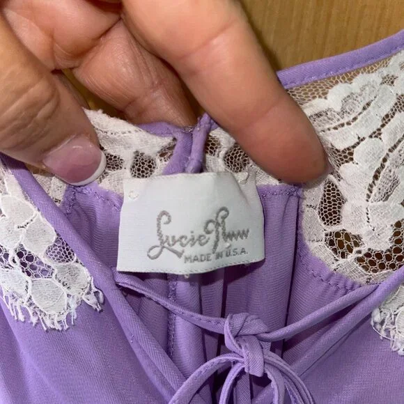 Lucie Ann Vintage Womens Nightgown Size Small Lavender Lace Tie Front